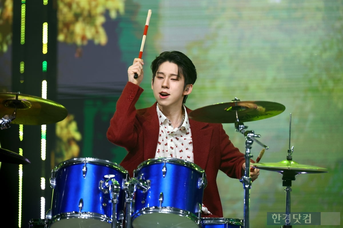 [포토] BLUHWA, '멋진 모습에 눈길~'