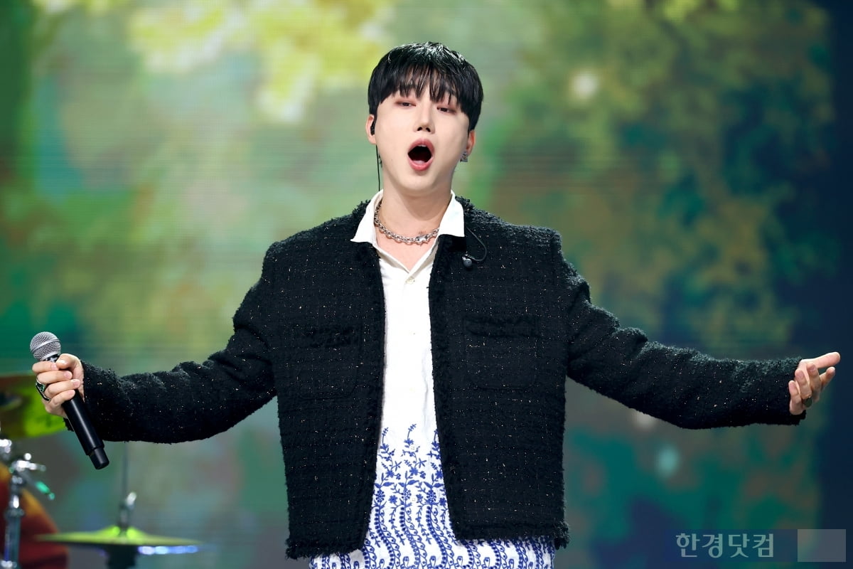 [포토] BLUHWA, '멋진 모습에 눈길~'