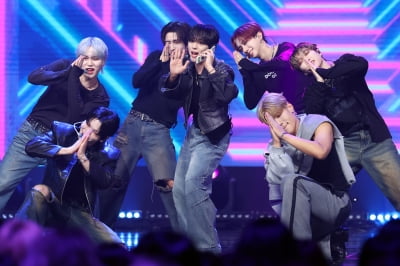 [포토] 다크비, '멋진 퍼포먼스에 시선강탈'