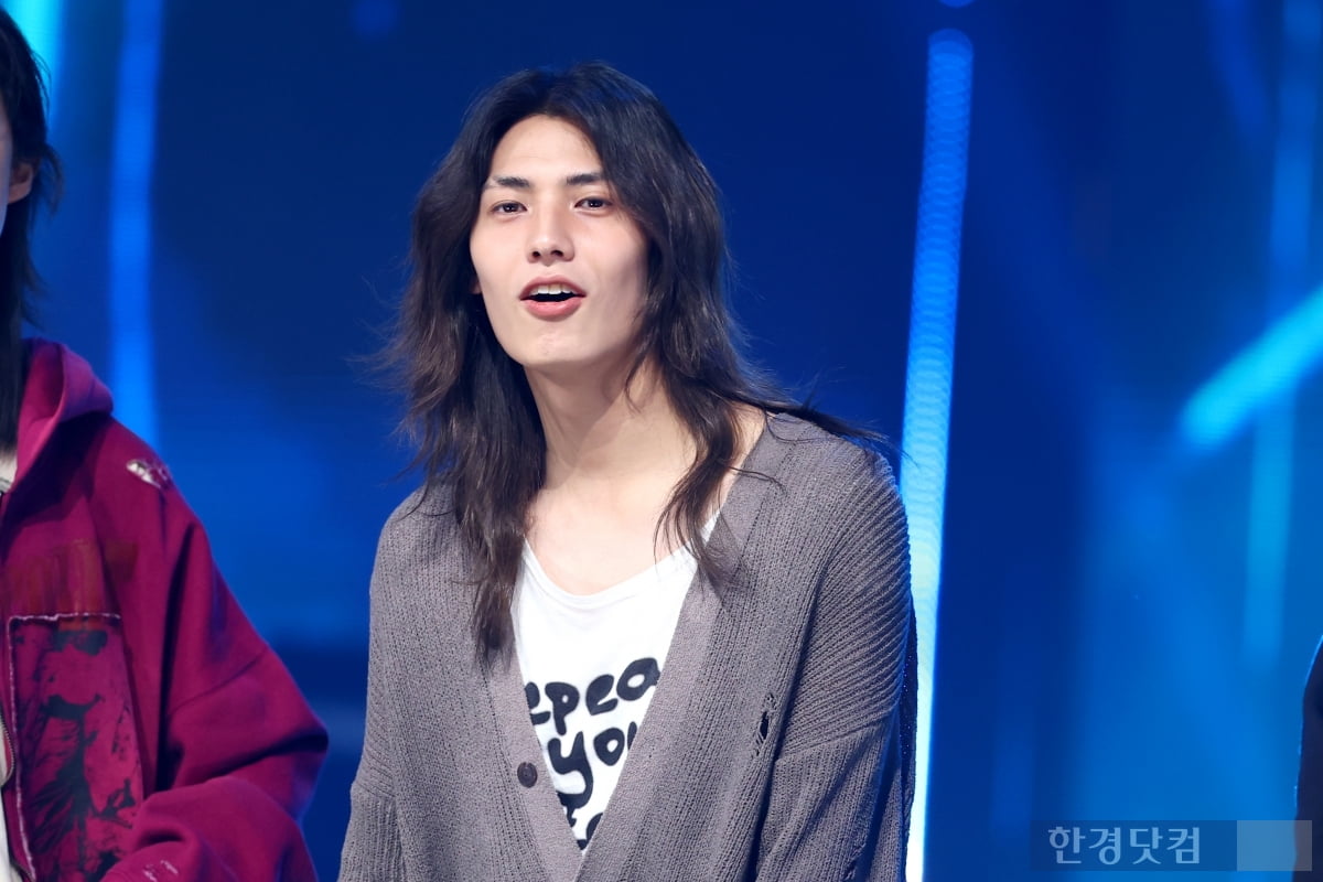 [포토] 엑스디너리 히어로즈, '빌런즈 마음 흔드는 멋짐'