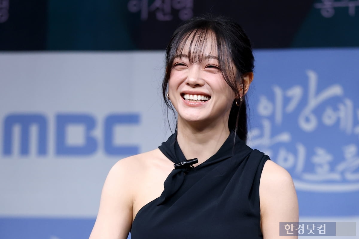 [포토] 김세정, '환한 미소가 아름다워~'
