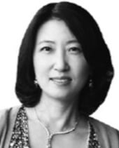 [권지예의 이심전심] 불안한 미래 위로해주는 AI