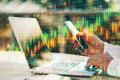 "큰손이 사들인다" 파다한 소문…주가 13% 급등한 회사 [종목+]