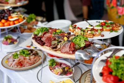 "OO호텔 조식 맛집인가요?"…침대보다 식탁이 중요한 여행객들