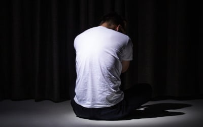 '외로움·사회적 고립' 암 환자에게 치명적…"사망률 높인다"