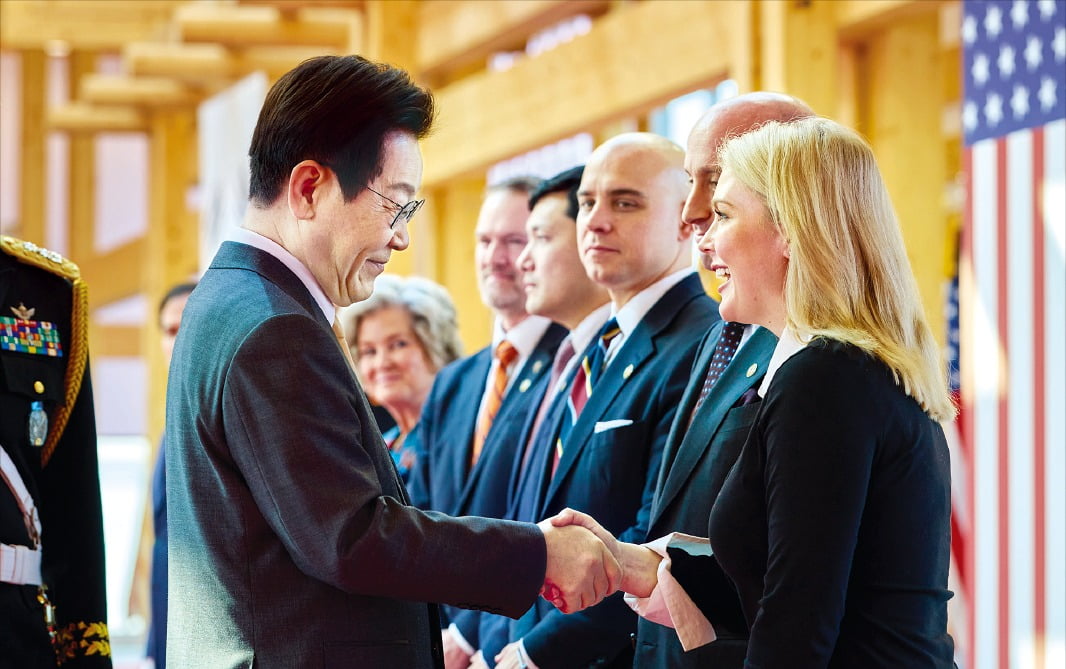 "韓, 버티기와 합리적 요구 병행한 줄다리기 전략 주효"