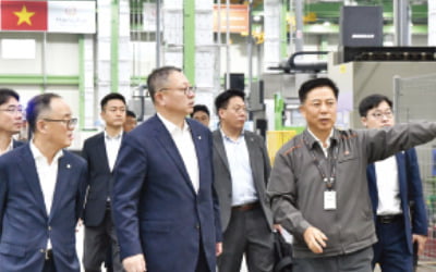 정진완 "베트남 임직원 2000명으로 늘릴 것"