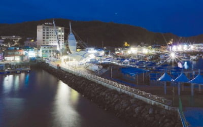 여긴 푸른 밤의 끝인 마량 [고두현의 아침 시편]