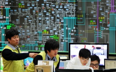 재생에너지, 민간발전사 급증했는데…"전력시장 규칙, 새 틀 필요"