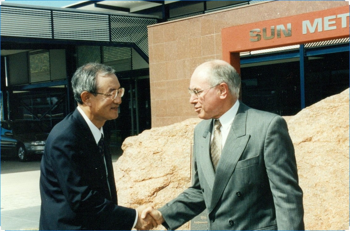호주 선메탈(SMC)을 방문한 최창걸 고려아연 명예회장. 사진=고려아연