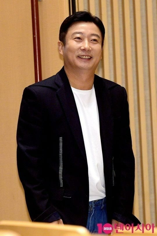 Eun Ji-won Mentions Lee Soo-geun's Past Gambling Controversy on YouTube Show