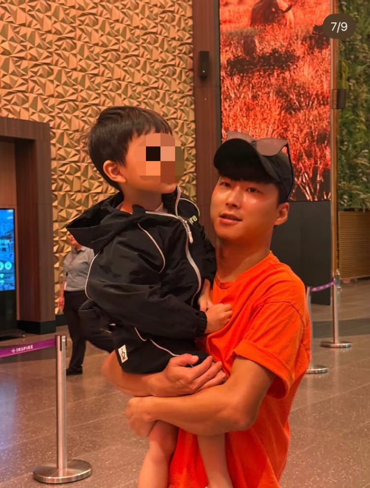 Choreographer Bae Yoon-jung Enjoys Family Outing with Husband and Son