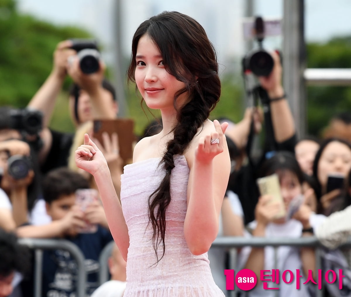 IU Graces the Red Carpet at the Seoul Drama Awards 2025