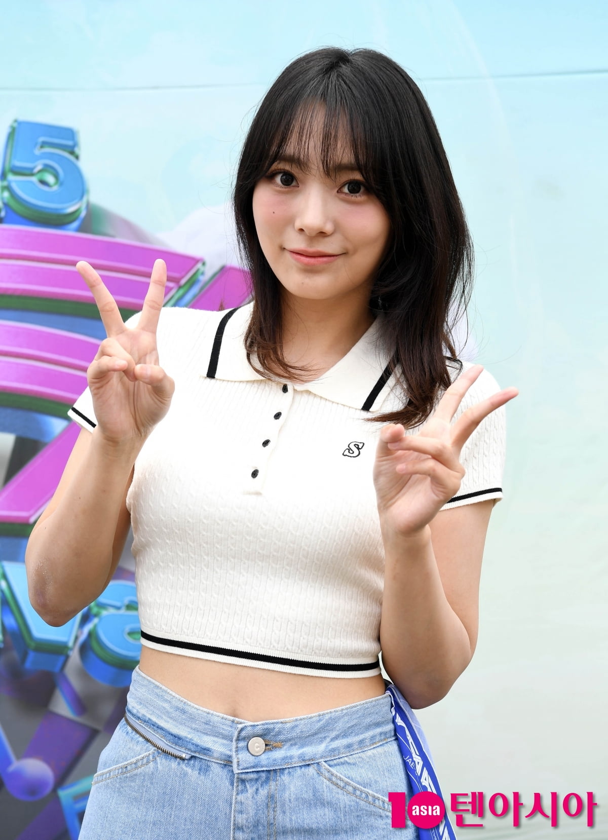 QWER's Siyeon Shines at ATA Festival 2025 in Seoul