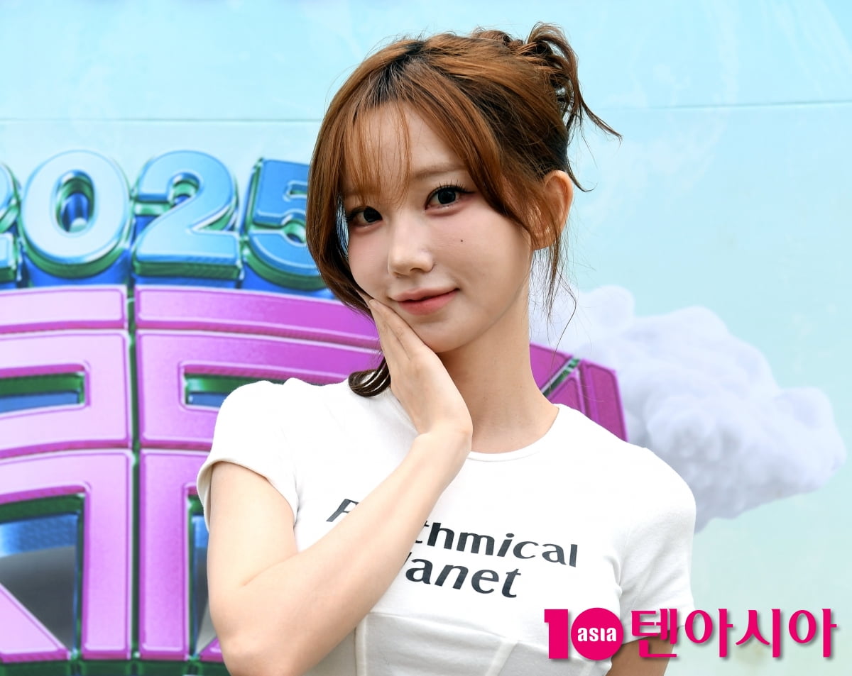 Magenta of Band QWER Shines at ATA Festival 2025 in Seoul