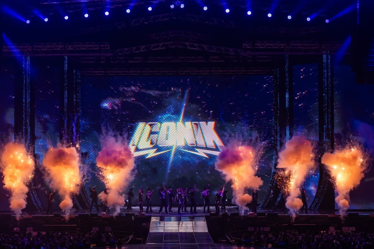 ZEROBASEONE Kicks Off Second World Tour Amid Contract Renewal Talks