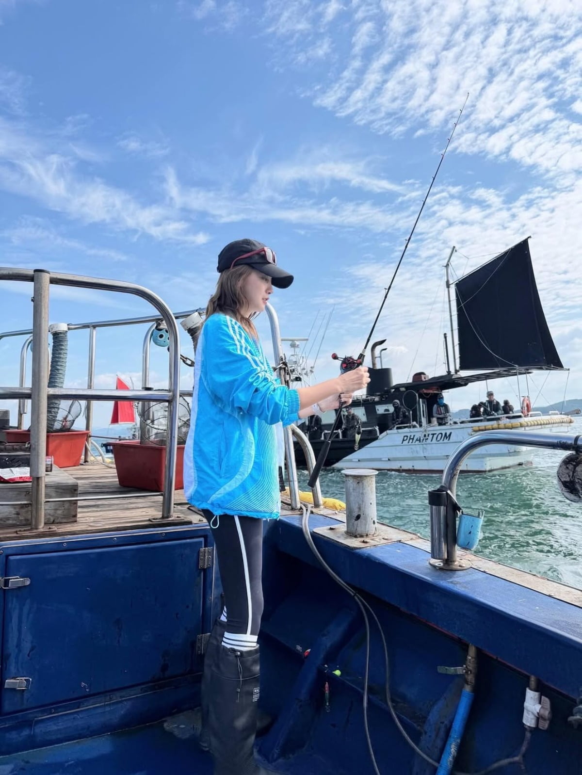Yoo In-young Shines in Latest Instagram Post While Fishing