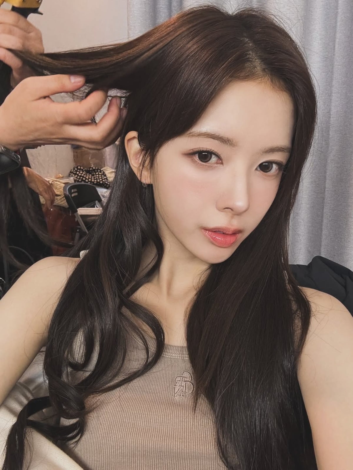 South Korean Actress Roh Jeong-eui Captivates Fans with Stunning Instagram Photos