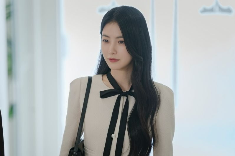 JTBC's 'A Hundred Memories' Unveils a Dramatic Reunion: Shin Ye-eun Returns as a VVIP Heiress