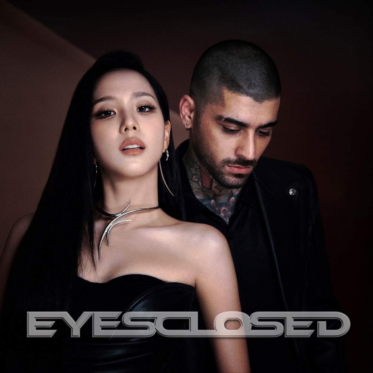ジス(JISOO)とゼイン(ZAYN)の新シングル『EYES CLOSED』がリリース!