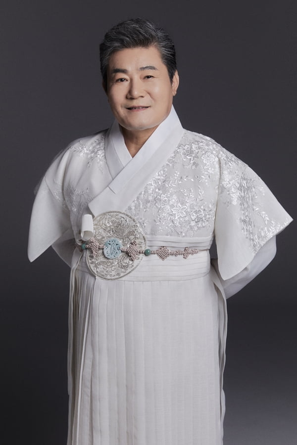 Legendary Trot Singer Jin Sung and Protégés to Grace 'Gayo Stage' for Chuseok Special