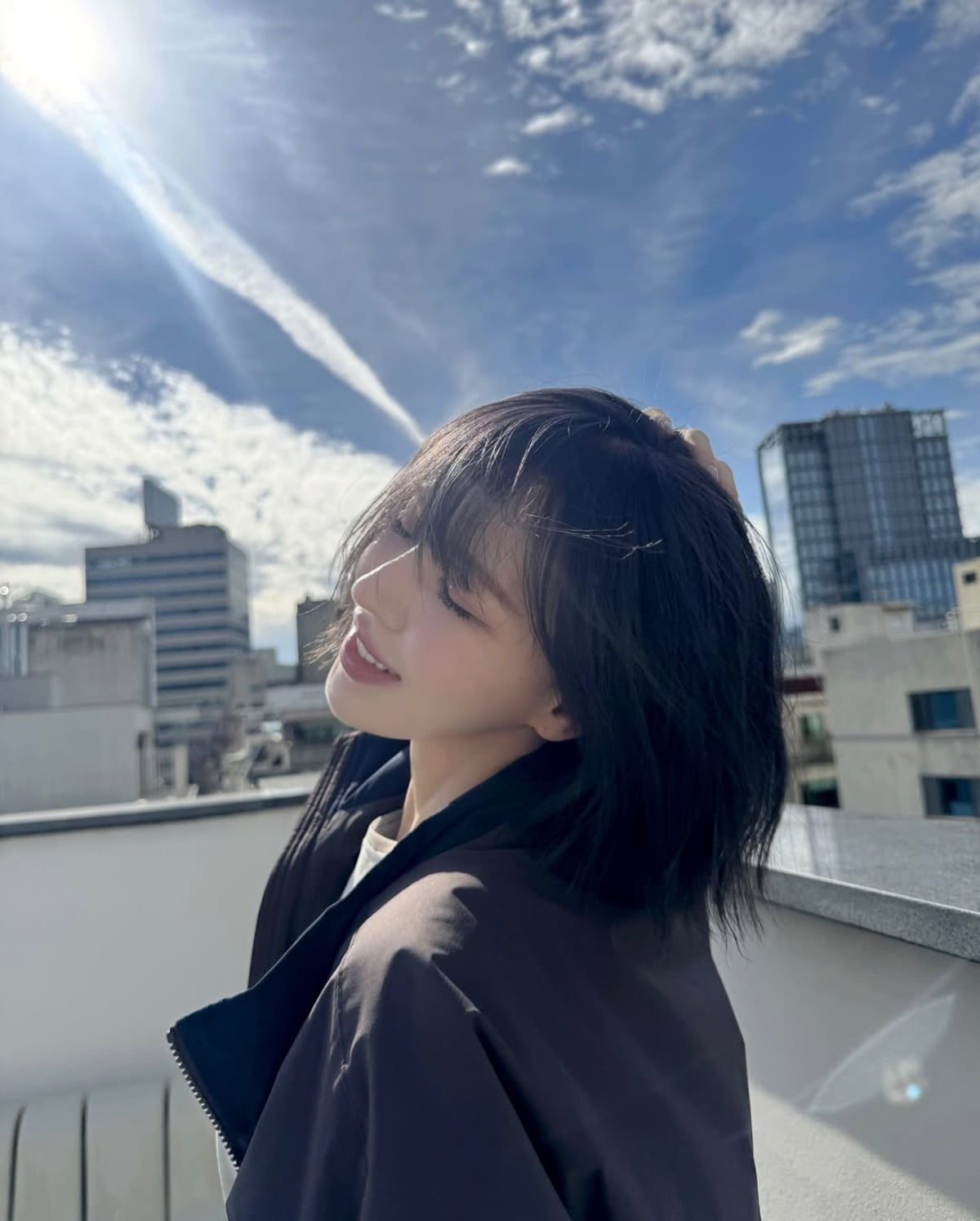 Red Velvet's Wendy Stuns with Radiant Beauty in Latest Instagram Photos