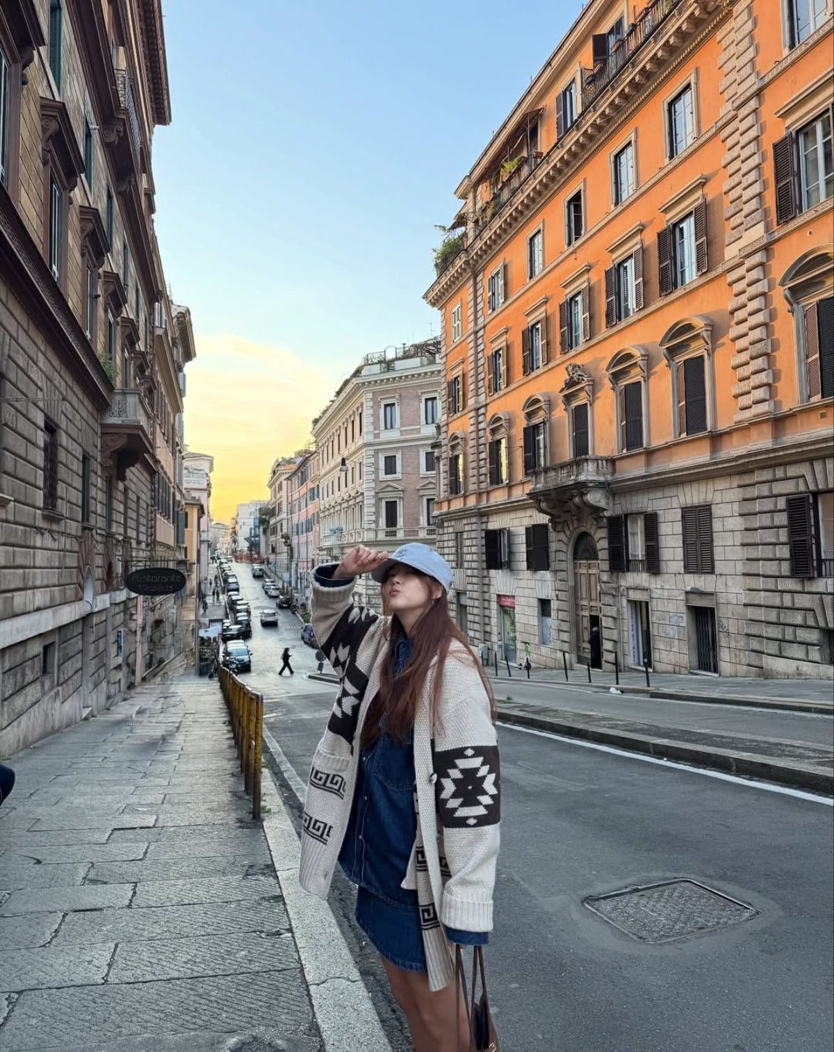Korean Actress Go Ara Shines in Latest Instagram Photos