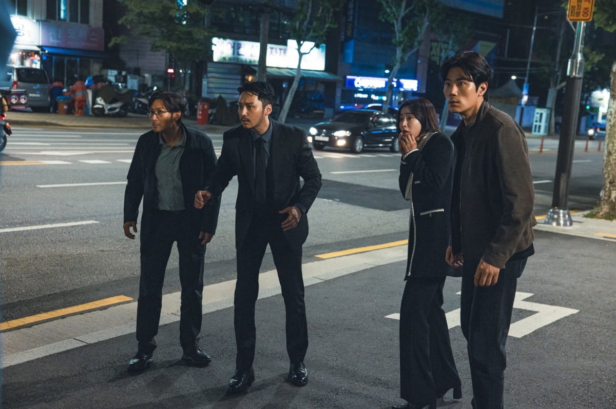 Director Kang Yoon-sung Unveils Korea's First AI-Driven Feature Film 'Jungang-gye'