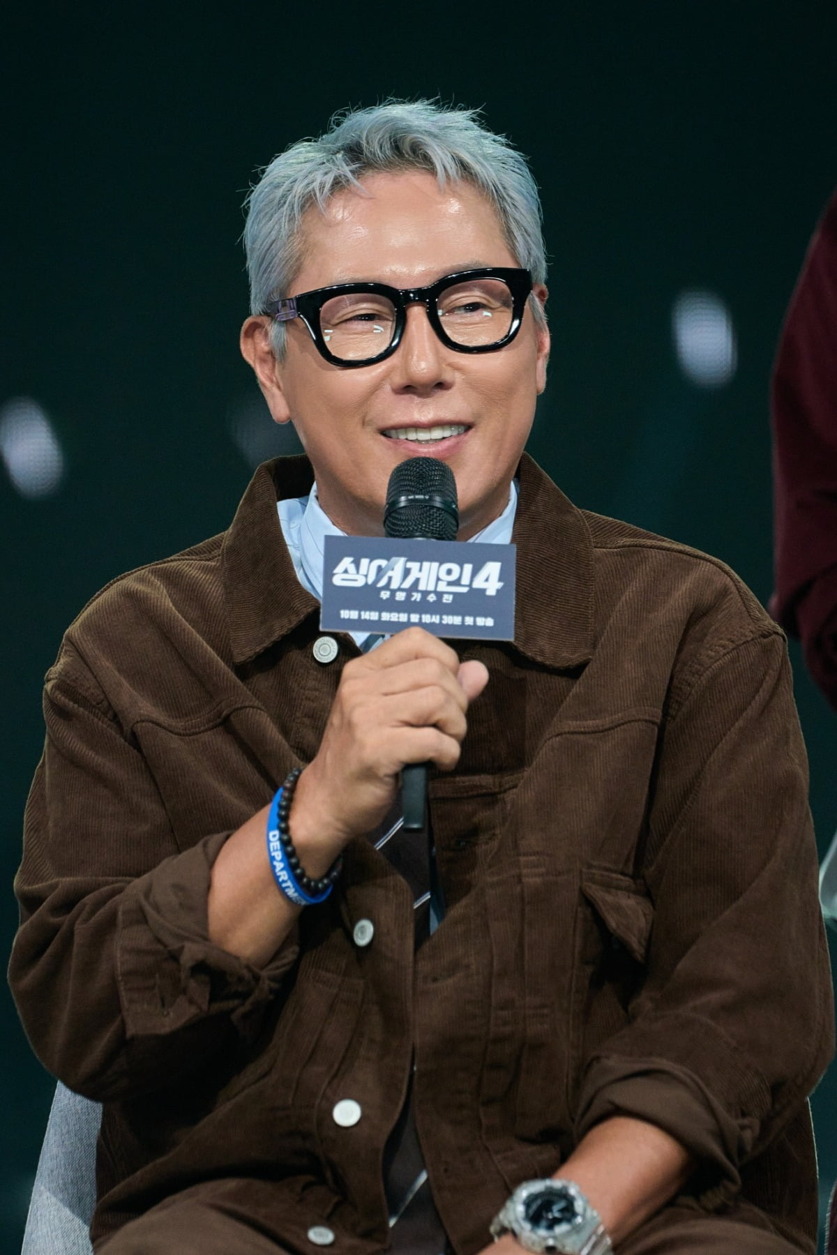 Veteran Judge Yoon Jong-shin Self-Reflects on His Judging Style as Taeyeon Joins 'Sing Again 4'