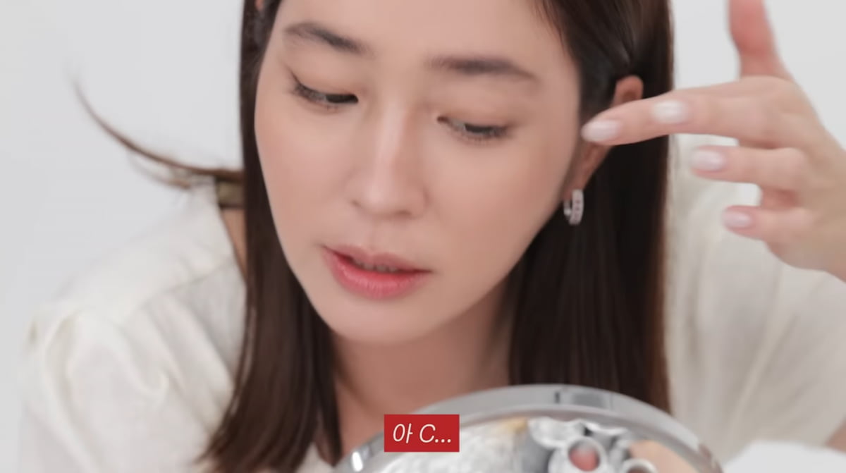 Lee Min-jung Admits Makeup Struggles in Hilarious YouTube Video with Beauty Guru Risabae