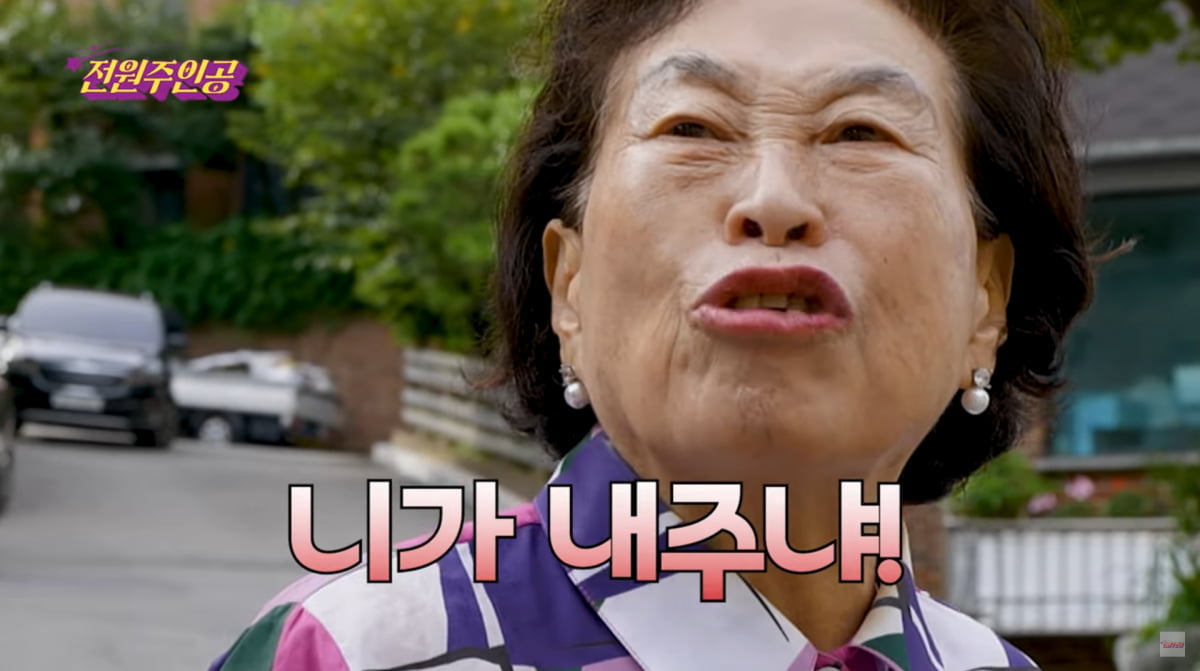 Korean Actress Jeon Won-Ju Reveals Why She Attends a Luxury Hotel Gym