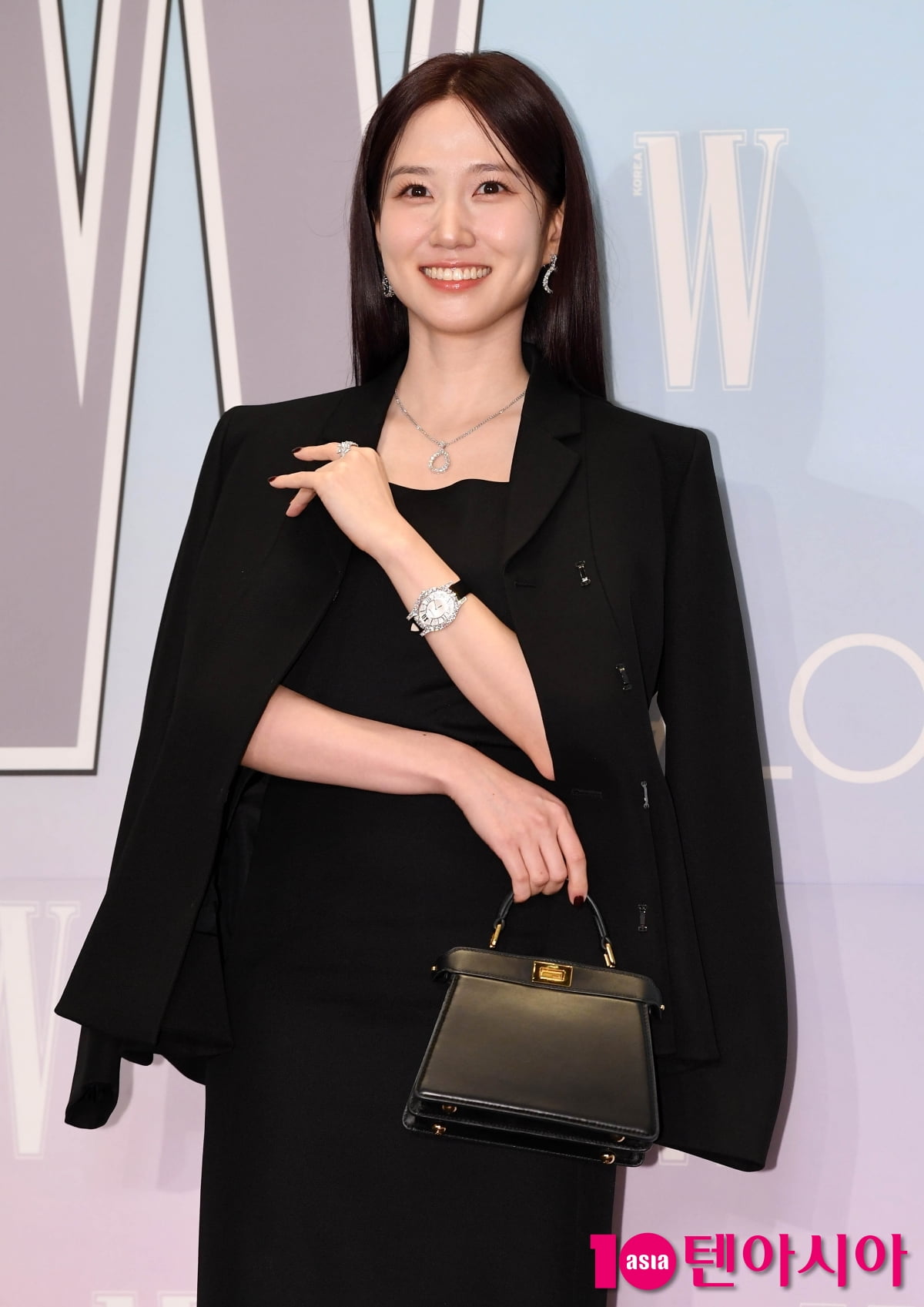 パク・ウンビン、乳がん認識向上キャンペーンに参加