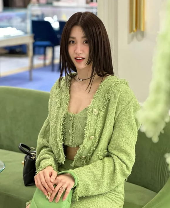 Actress Park Ha-sun Reveals Past Battle with Aspiration Pneumonia, Encourages Vaccination