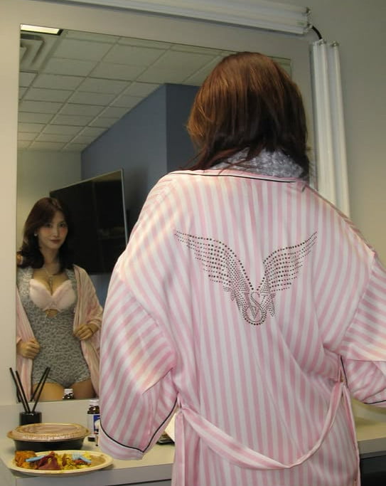 トゥワイス、セクシーなルックで注目を集める!