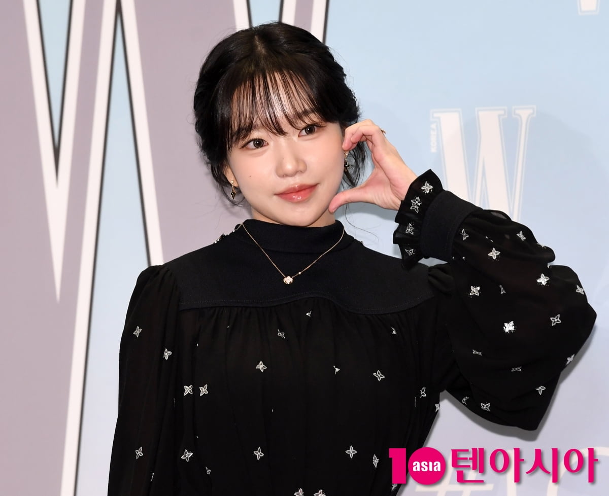 Actress Jo Yu-ri Attends 20th W Korea Breast Cancer Awareness Charity Event