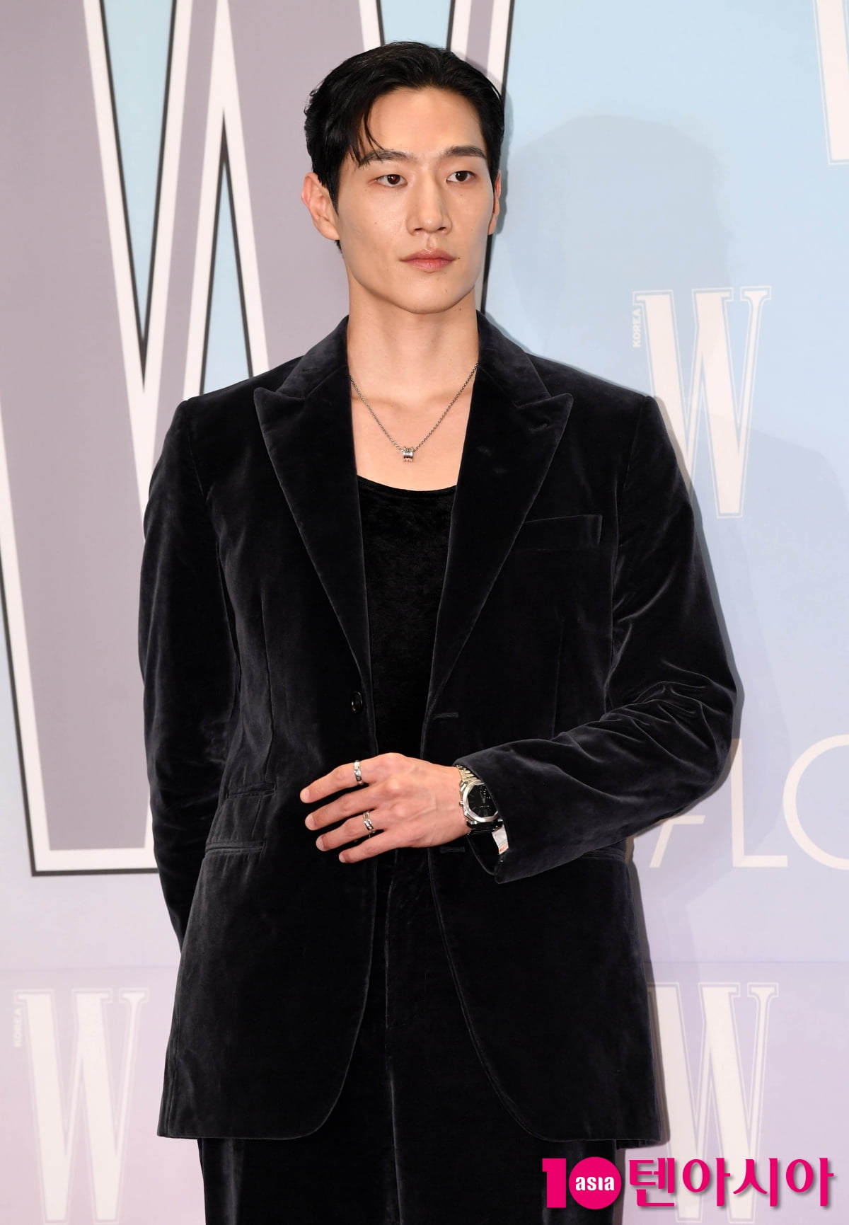 俳優ノ・サンヒョン、乳がん認識向上キャンペーンに参加