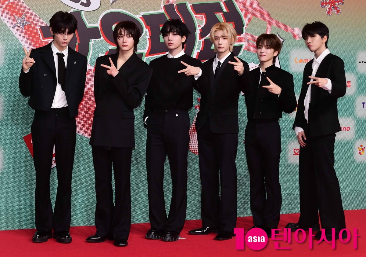 BOYNEXTDOOR Joins Mnet Plus's 'SUMBAKKOKJIL' as October Players