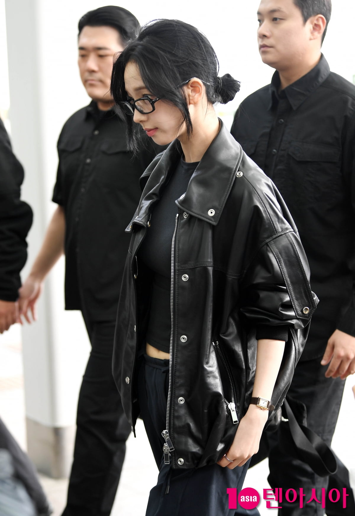 Aespa's Karina Departs for Japan for Overseas Schedule
