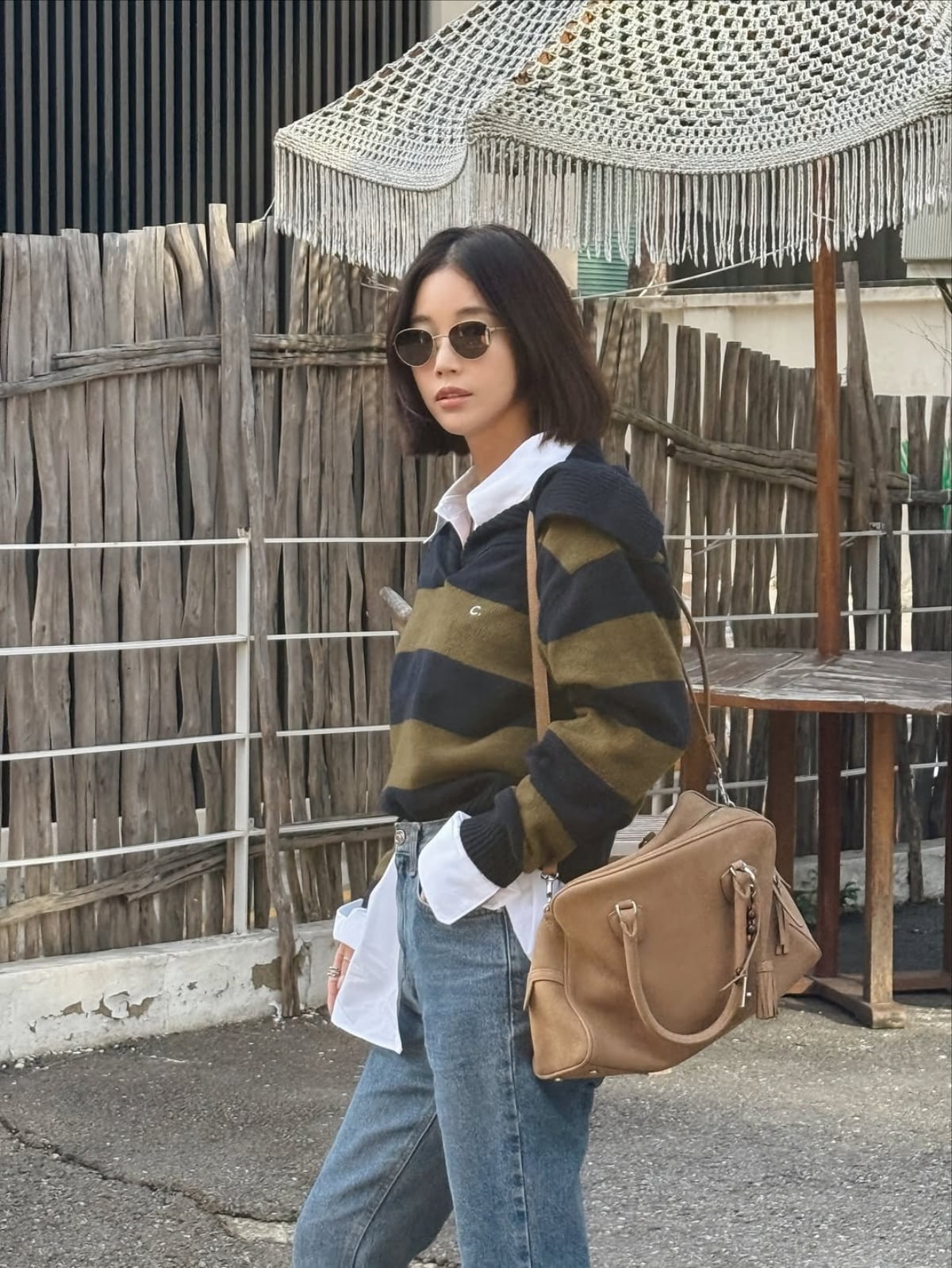 Kieunse Stuns with Chic Bob Hairstyle and Trendy Fashion in Latest Instagram Photos