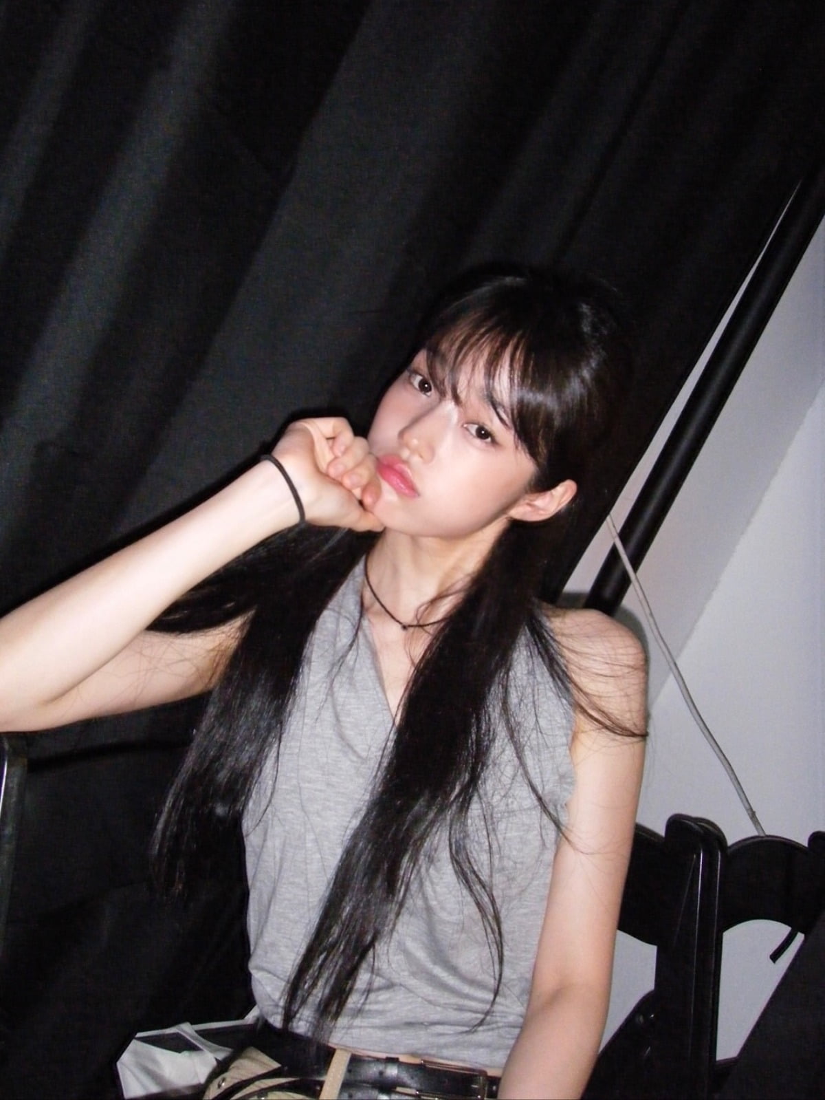 Actress Roh Yoon-seo Captivates with Her Natural Charm on Instagram