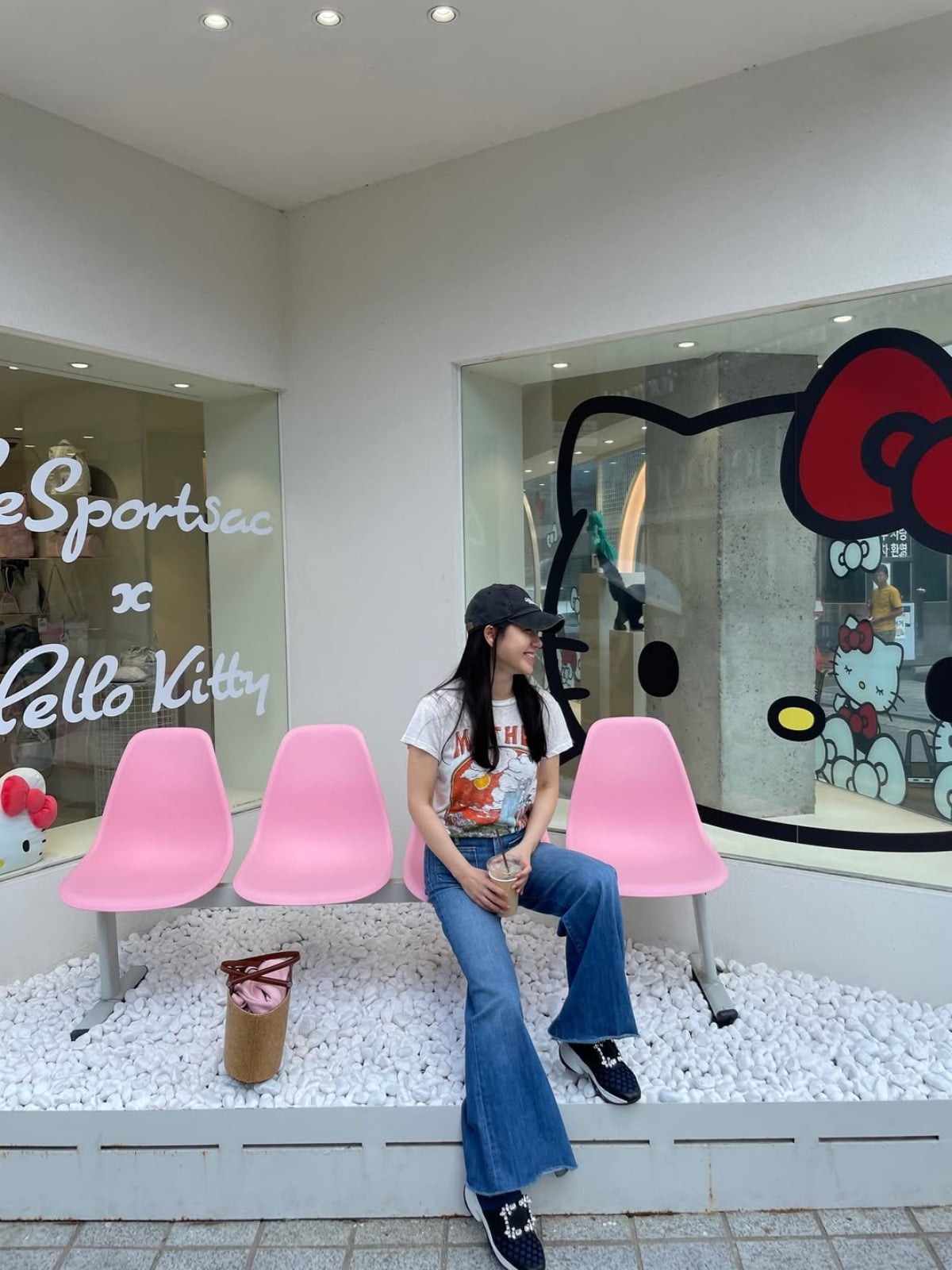 Korean Actress Park Joo-mi Stuns with Timeless Beauty in Latest Instagram Post