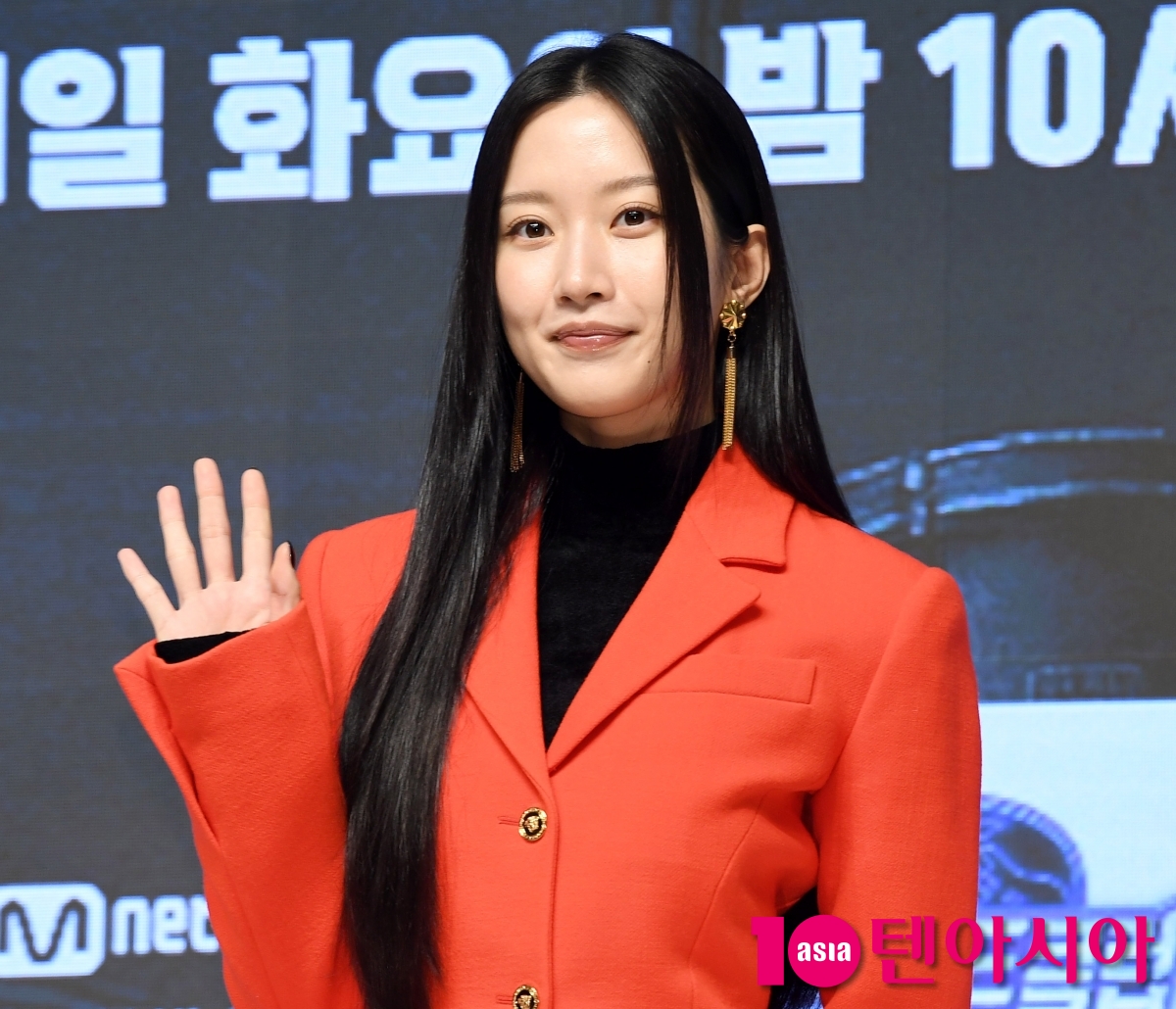 ムン・ガヨン、Mnet『スティールハートクラブ』制作発表会に登場