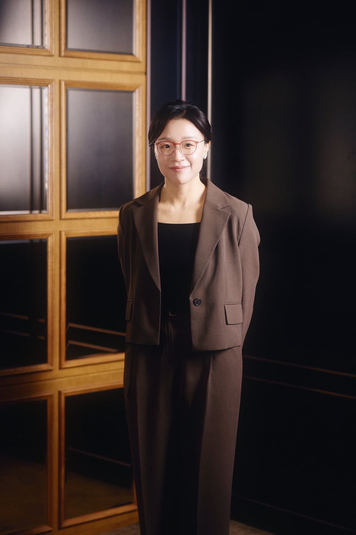 Director Yoon Ga-eun Returns with 'The Owner of the World' After Six Years