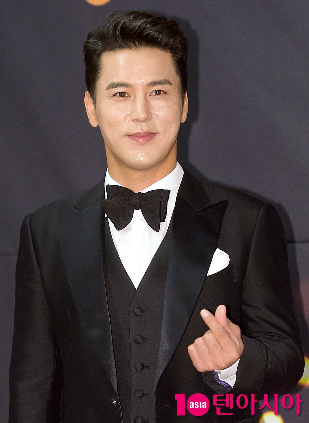 Singer Jang Min-ho's New YouTube Channel Mysteriously Deleted Twice
