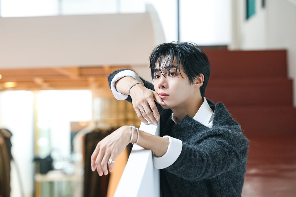 Choo Young-woo Stuns with Sophisticated Visuals in Latest Photoshoot