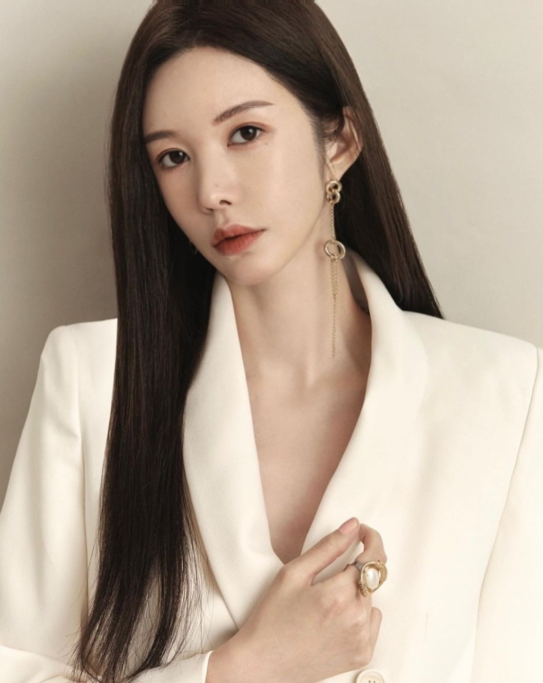 Shin Joo-ah Returns to Drama with 'Couple Scandal Season 3'