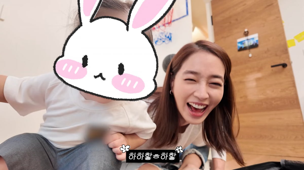 Lee Min-jung Shares Adorable Moments with Her Children on YouTube