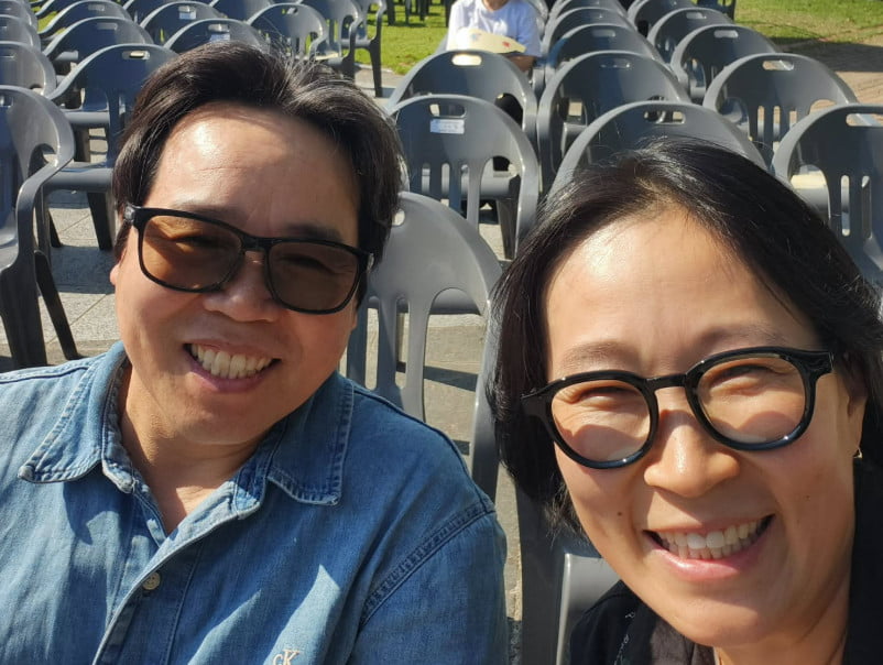 Wife of Actor Jung Eun-pyo Involved in Minor Car Accident, No Injuries Reported