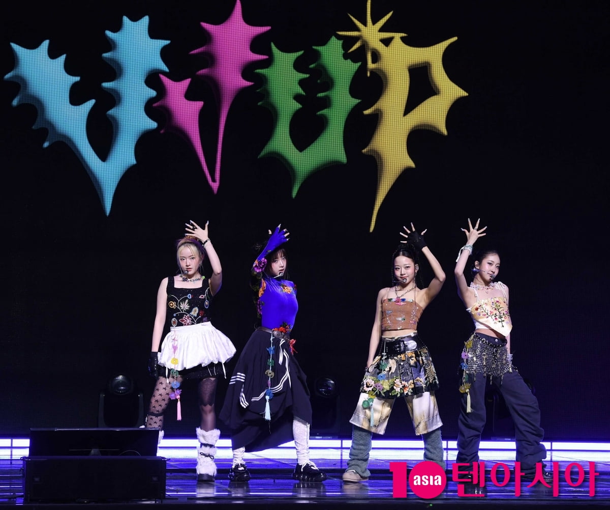 K-Pop Group VVUP Rebrands with a Fusion of Tradition and Modernity in 'House Party'