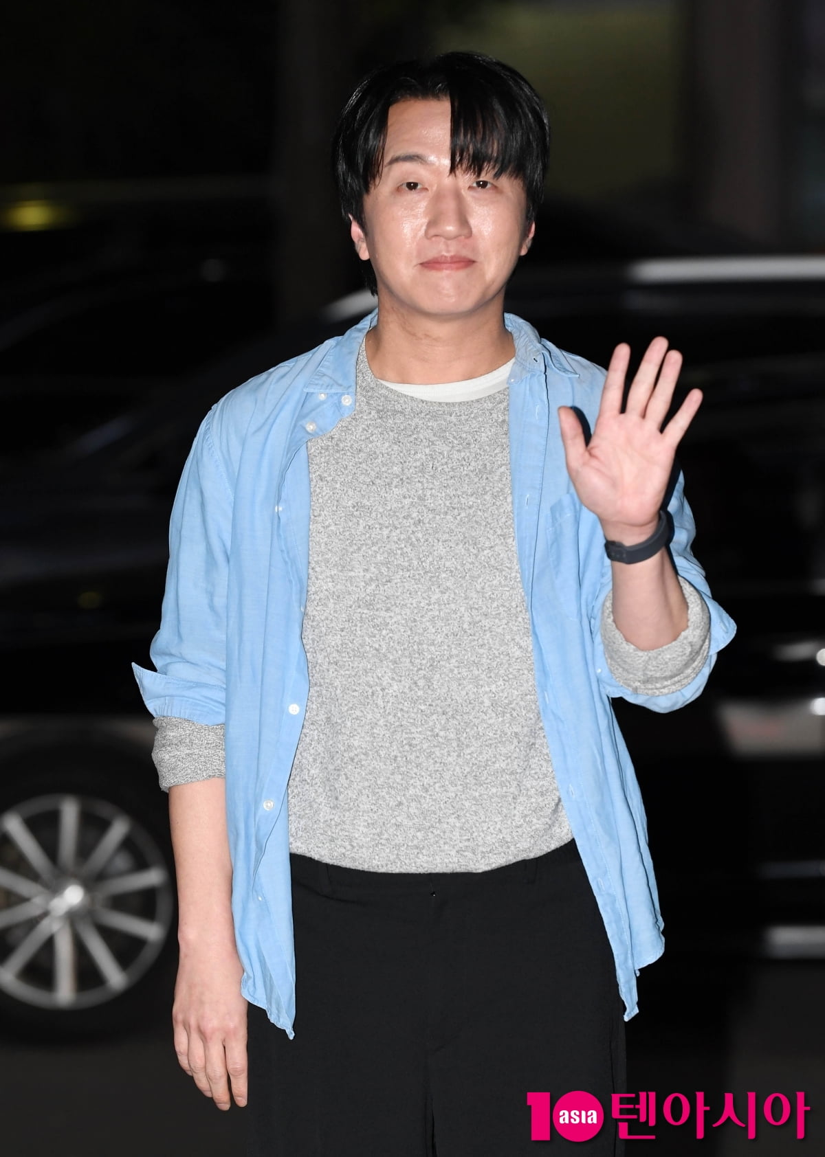 Actor Lee Chang-hoon Attends Wrap Party for tvN Drama 'Typhoon Company'